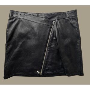 Wilsons Leather Maxima Black Leather Asymmetrical Zip Mini Skirt Size 6